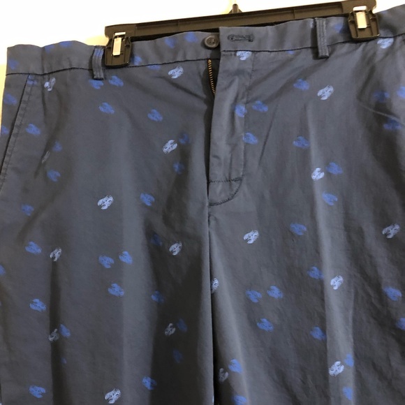 Izod Other - NWT Men’s Izod Shorts  Lobster print Size 34